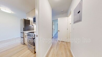 Building Photo - 265 Vernon St