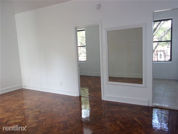 Building Photo - 3271 42nd St