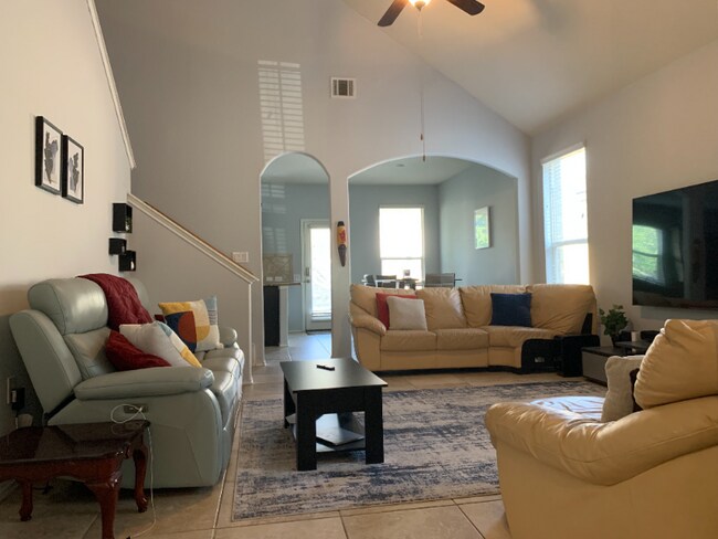 Foto del edificio - 5900 Zachary Scott St