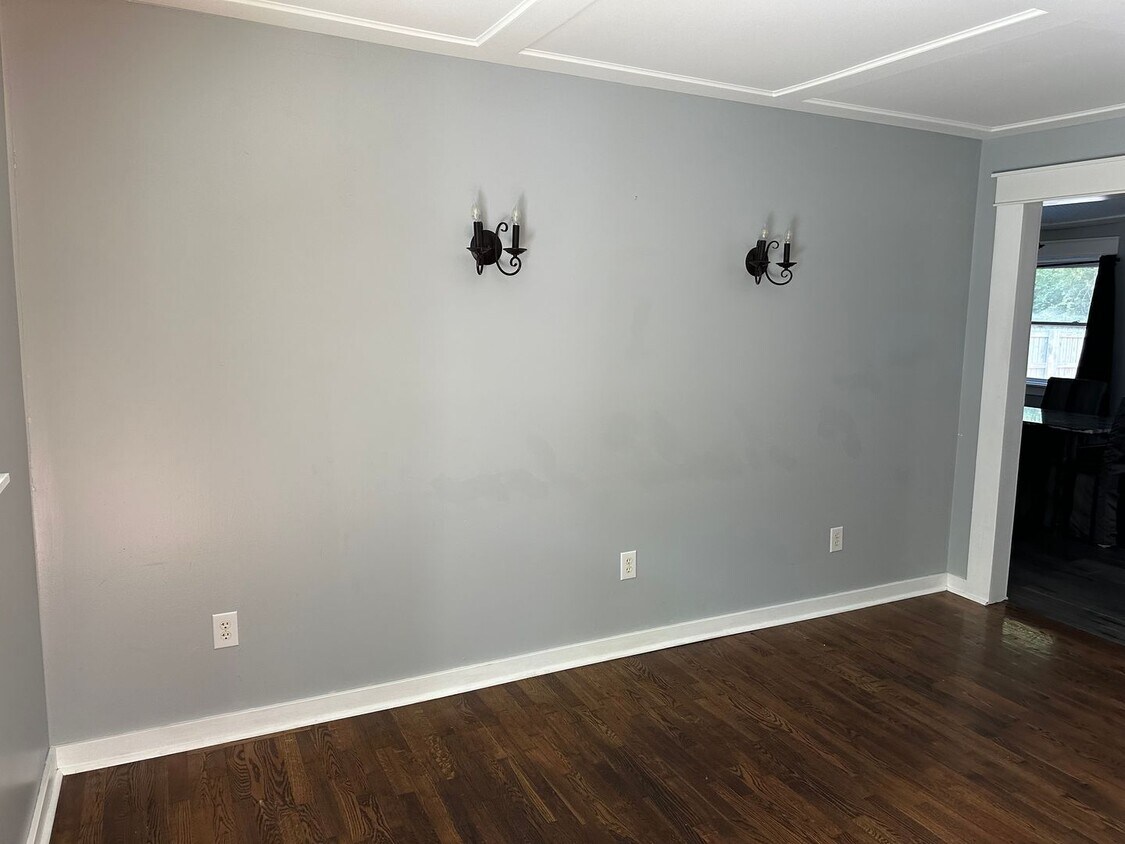 Foto principal - 3 BEDROOM 2 BATHROOM HOUSE FOR RENT
