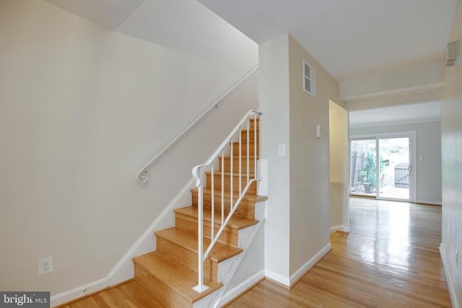 Building Photo - 7370 Eldorado St