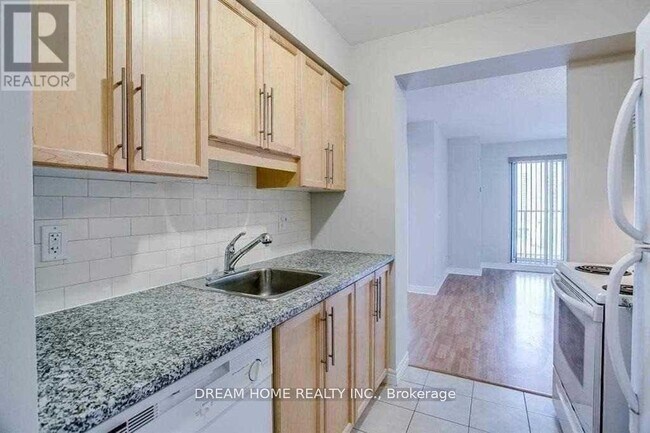 Photo du bâtiment - 60 Town Centre Court