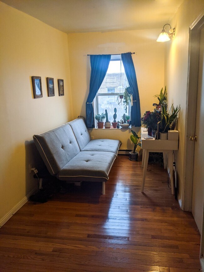 Foto del edificio - 1541 S 7th St
