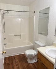 Building Photo - 15 Ferguson Dr