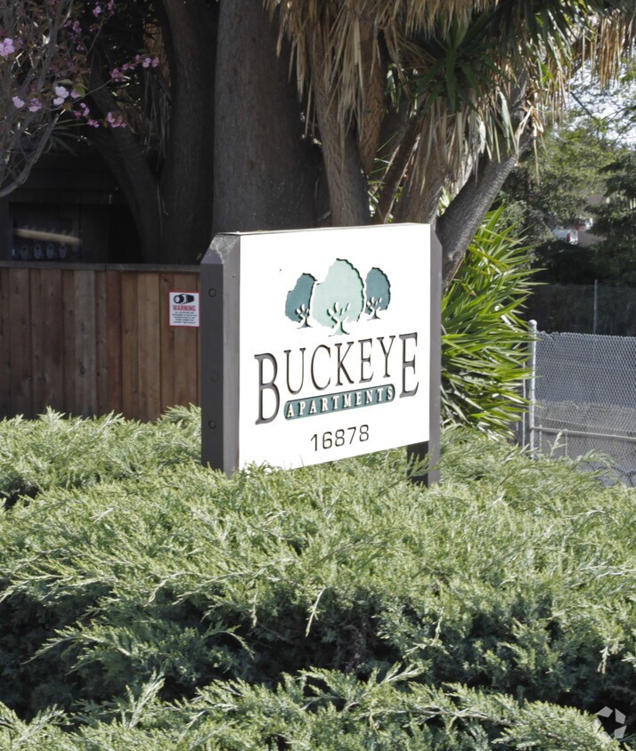 Building Photo - Buckeye Apartments