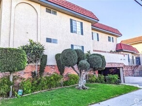 Building Photo - 13535 Yukon Ave