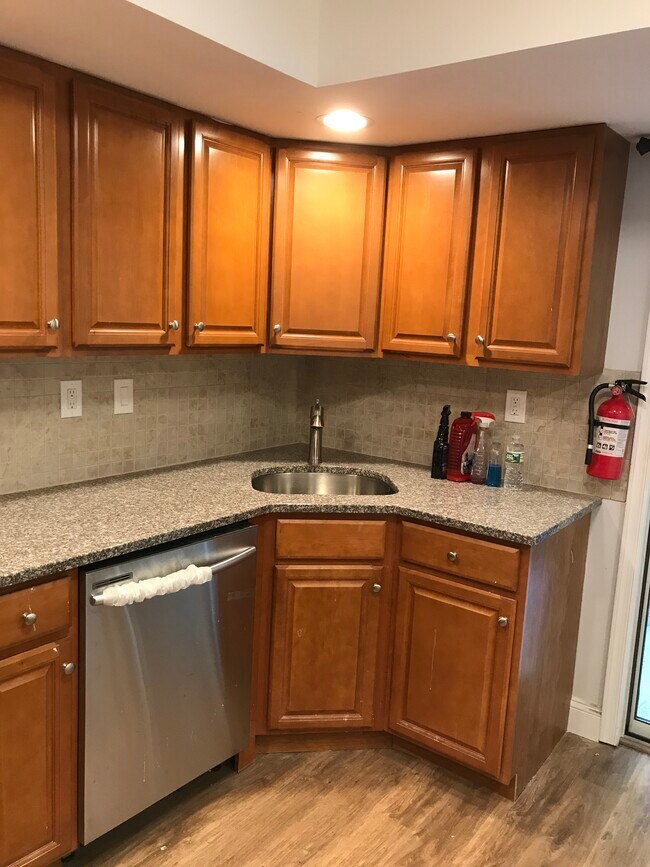 Foto del edificio - 159 Devon Ct