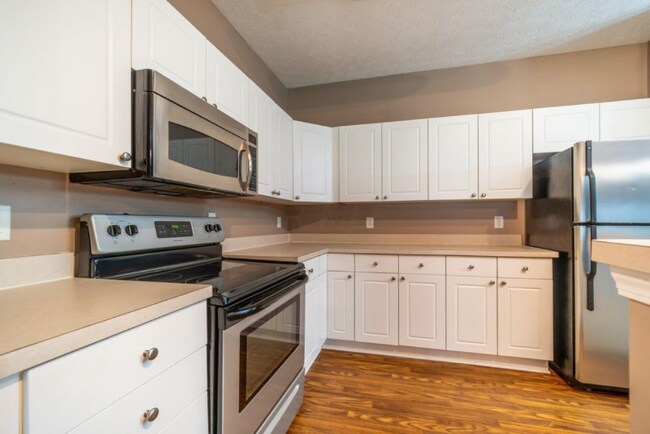 Building Photo - 1838 Berrancher Dr