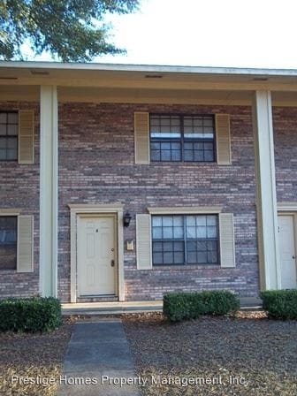 Primary Photo - 303 W College St