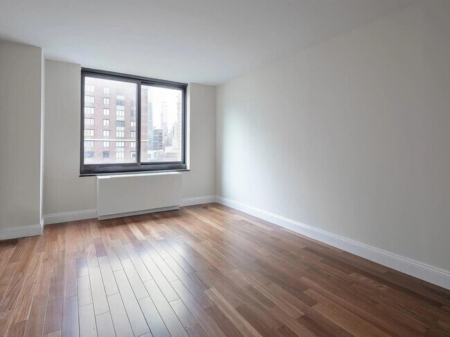 Foto del edificio - 200 Rector Pl