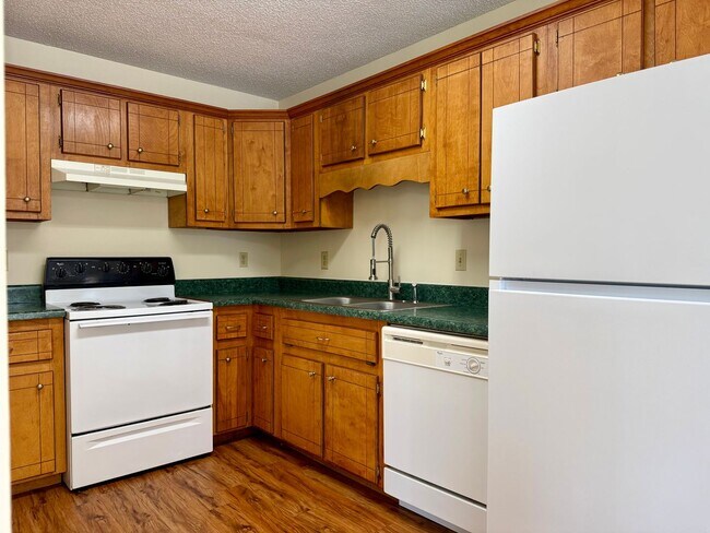 Foto del edificio - 1108 Woods Rd NW