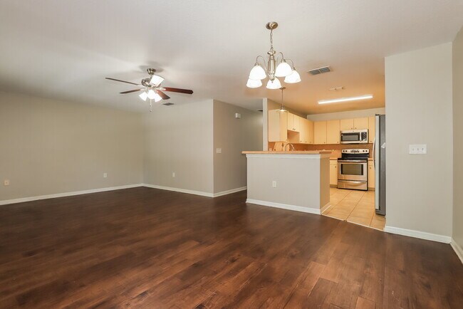 Foto del edificio - 10326 Summerview Cir
