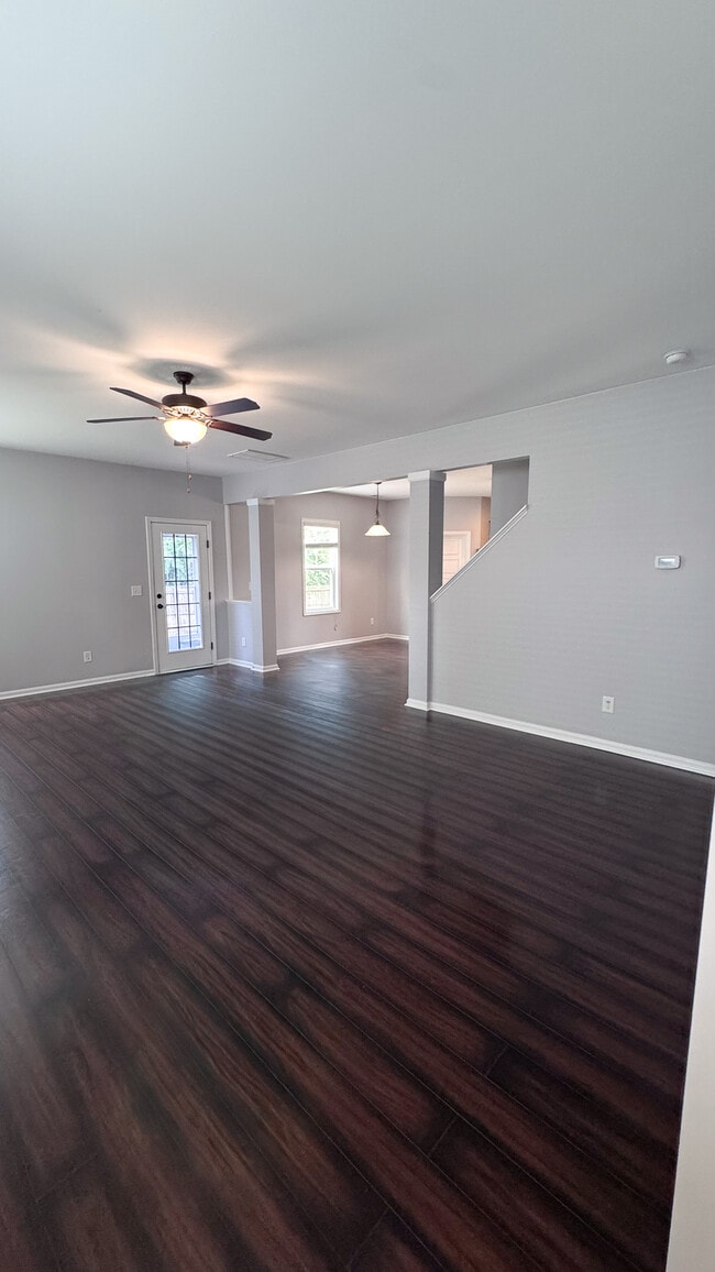 Foto del edificio - 429 Bald Cypress Ln