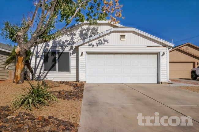 Building Photo - 423 N Shaylee Ln