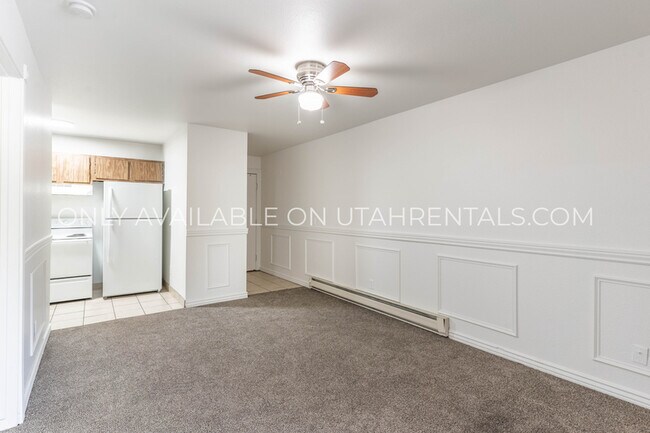 Foto del edificio - 4370 S Highland Dr