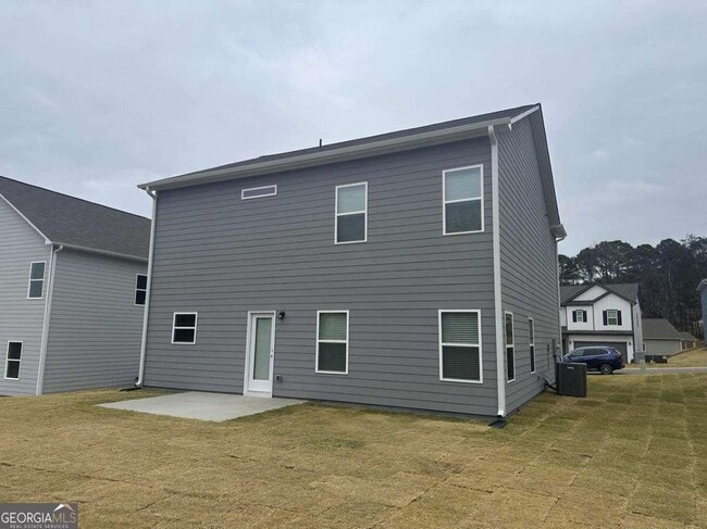 Building Photo - 3 Longbrooke Dr SE