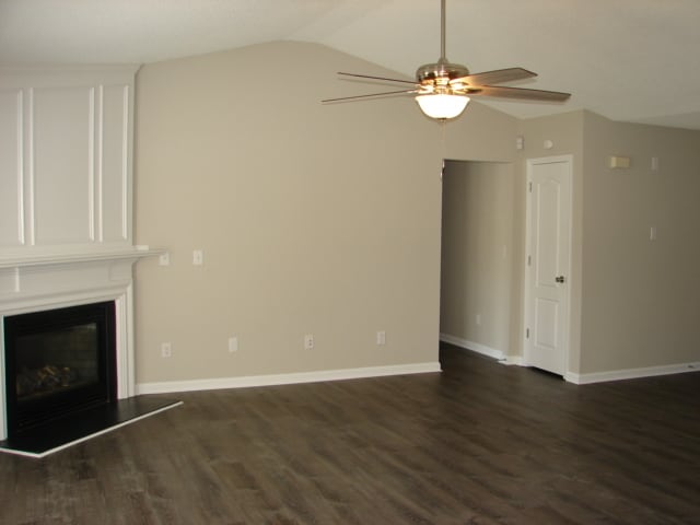 Building Photo - 404 Kinship Ln