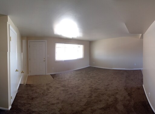 Building Photo - 5590 S 2350 W