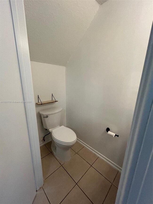 Foto del edificio - 150 SW 96th Terrace