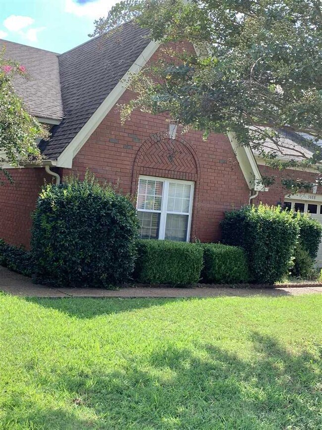Building Photo - 3888 Oak Branch Cir W