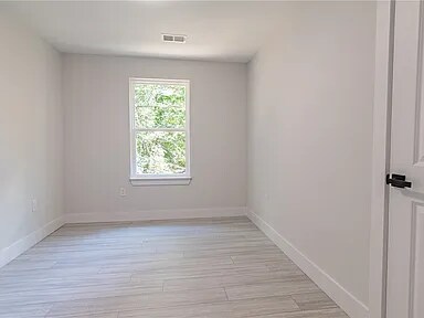 Foto del edificio - 120 Brookmeade Dr