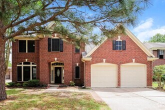 Building Photo - 20407 Avery Point Dr