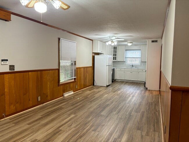 Foto del edificio - 333 E 14th St
