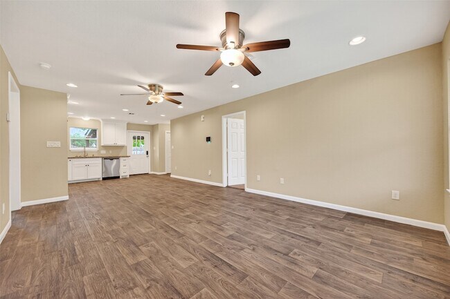 Foto del edificio - 1708 Sycamore Ave