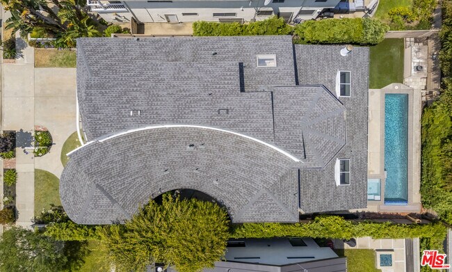 Foto del edificio - 1307 Ozone Ave