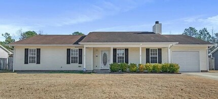 Building Photo - 442 Northwoods Dr