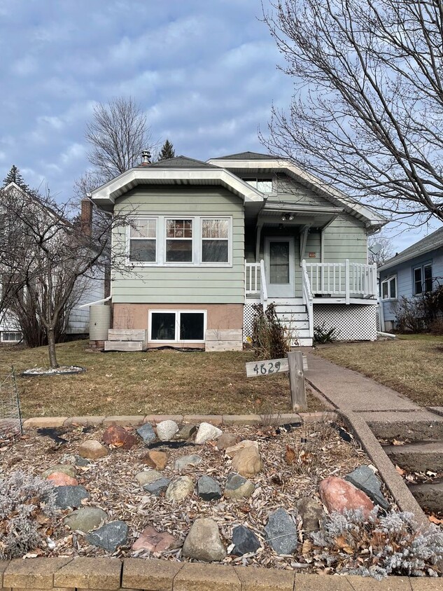 Primary Photo - AVAILABLE JULY - 3 BEDROOM/1.5 BATHROOM HOME
