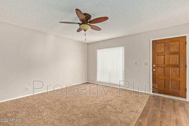 Building Photo - 8453 S 48th St