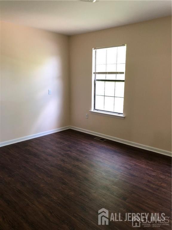 Foto del edificio - 322 Hampshire Ct