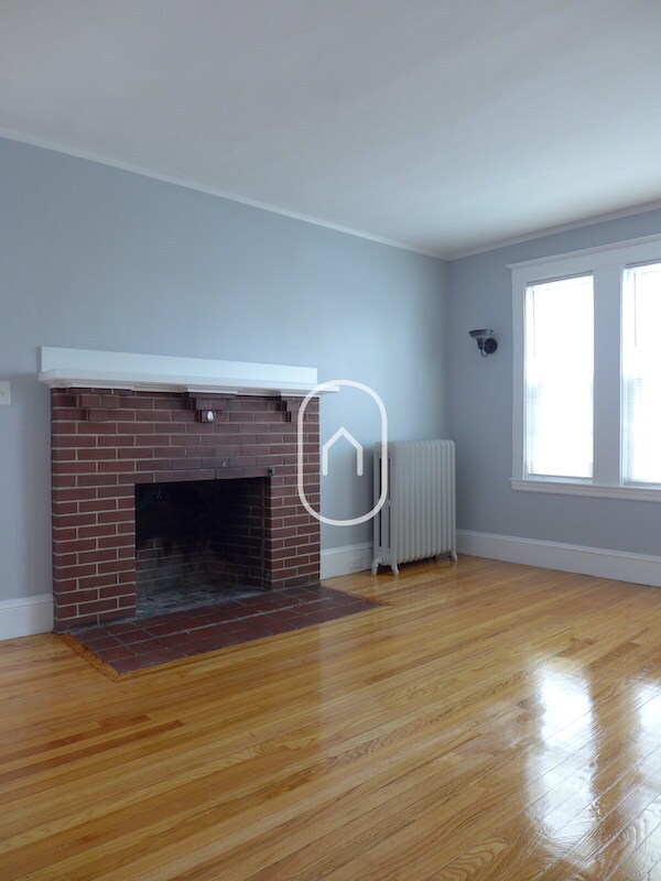 Building Photo - 610 Cambridge St