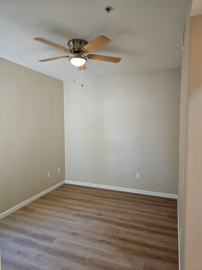 Building Photo - 4200 E Commerce Way