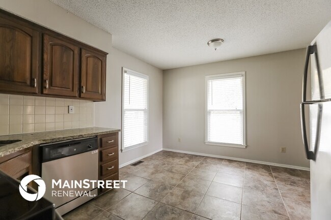 Foto del edificio - 1523 NE Westwind Dr