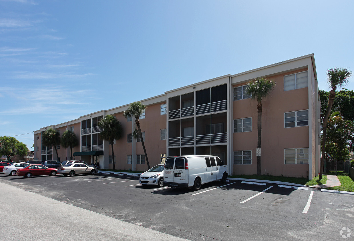 Foto principal - Flats of Pompano Beach