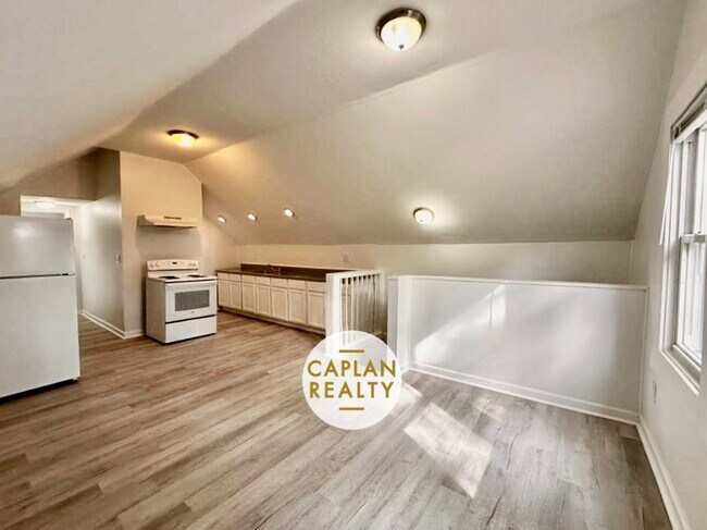 Foto del edificio - 2 Derby Ave