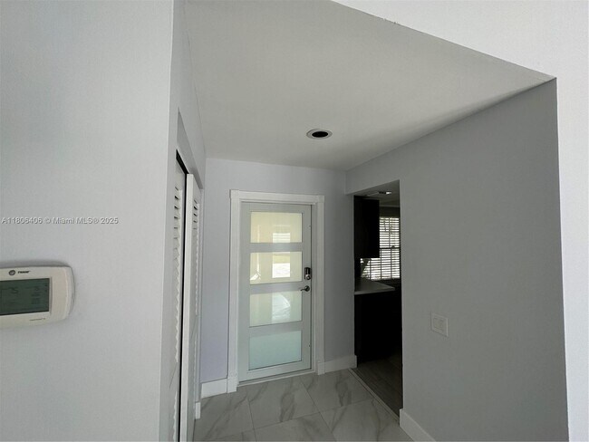 Foto del edificio - 14568 SW 142nd Ct Cir S