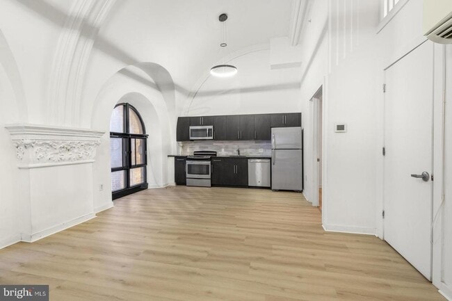 Building Photo - 2321 Fitzwater St