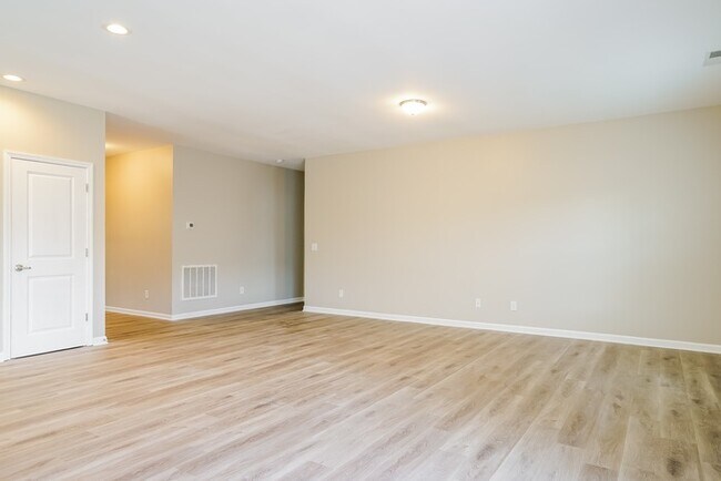 Foto del edificio - 100 Quincy Meadow Ave