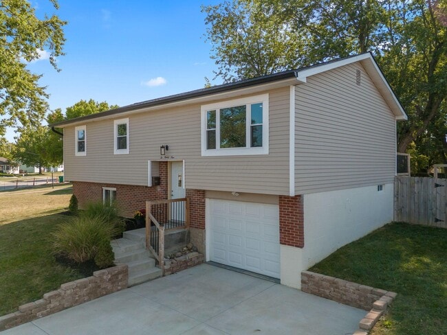 Foto del edificio - 299 Lombard Rd