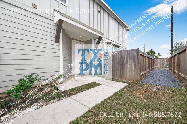 Building Photo - 27926 Western Crk Ct