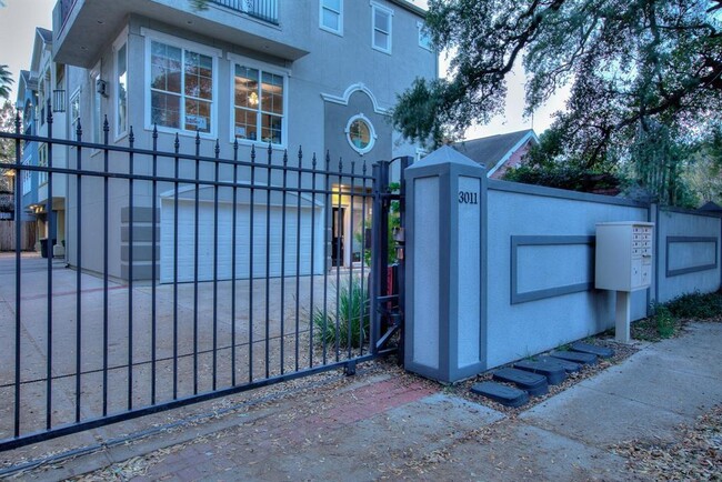Foto del edificio - 3011 Houston Ave