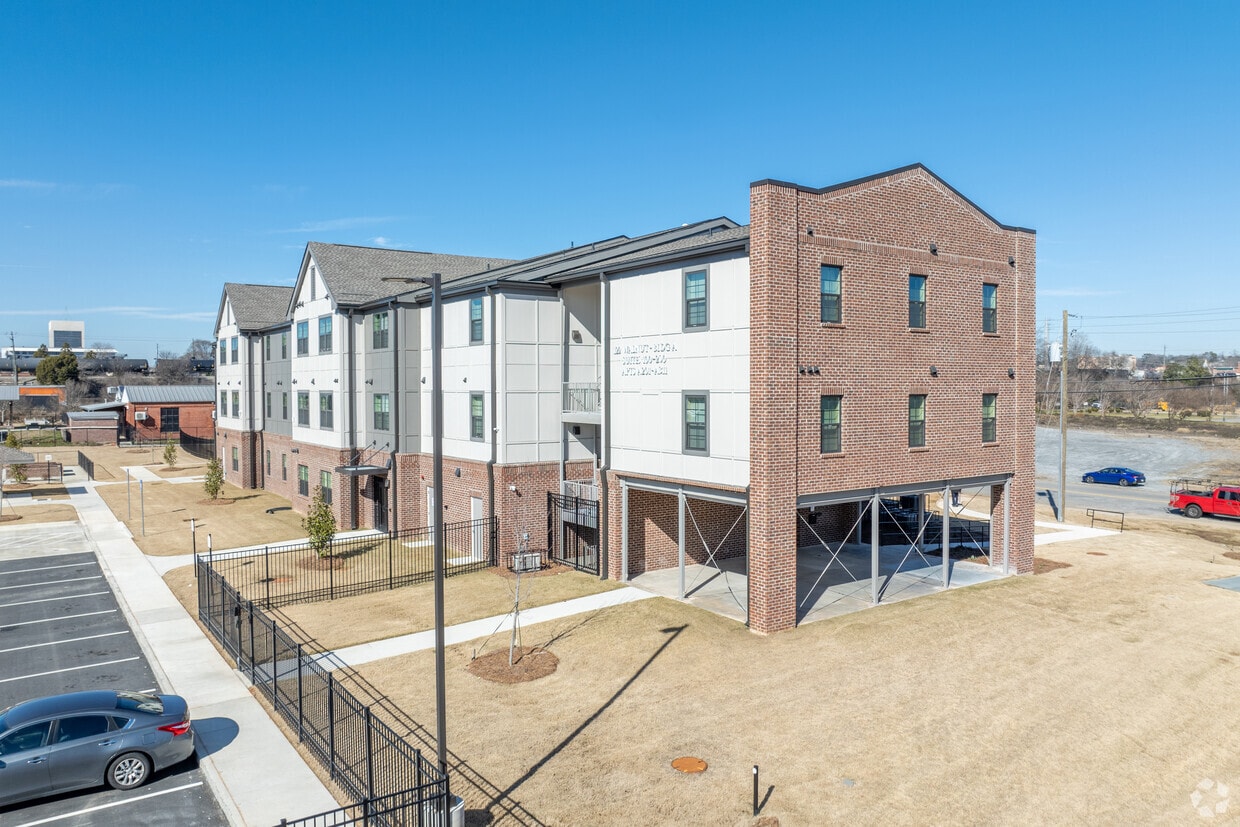 Primary - Central City Apartments