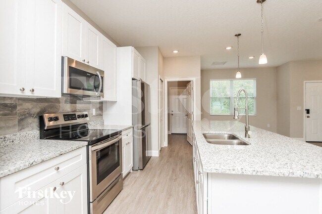 Foto del edificio - 756 Lavender St SE