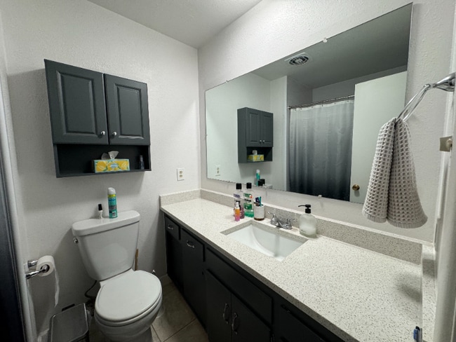 Photo - 432 Lima St House