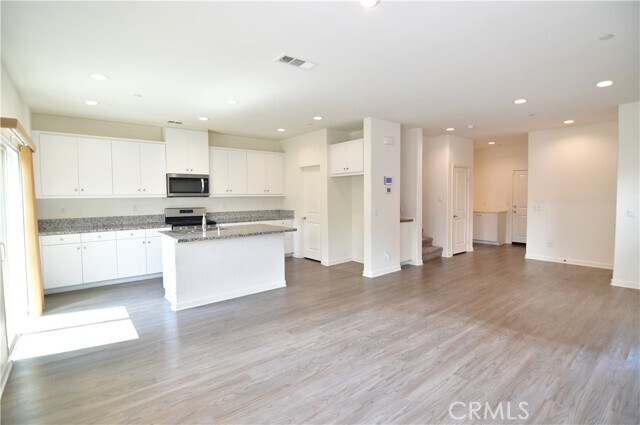 Foto del edificio - 27371 Red Rock Rd