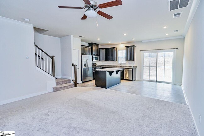 Building Photo - 302 Huntingdale Pl