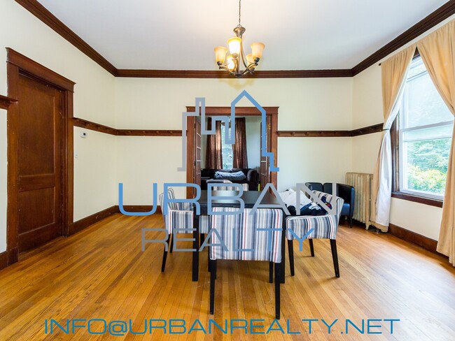 Dining Room - 70 Lake St